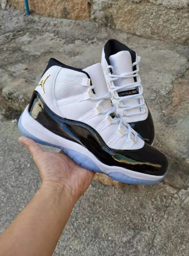 Air Jordan 11 White Black Gold