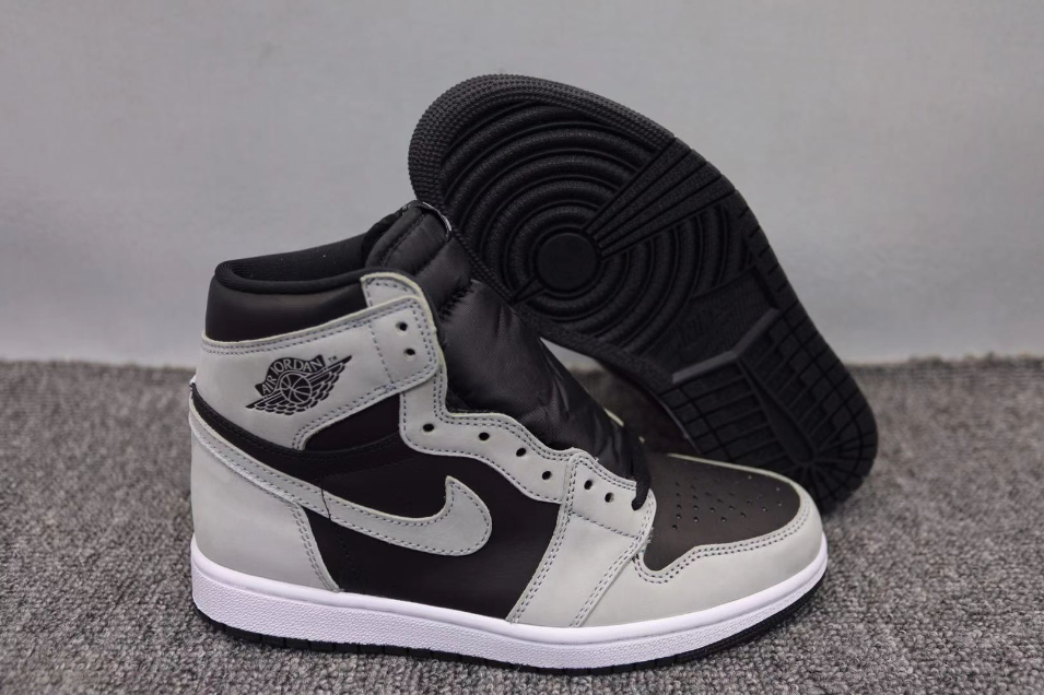 Air Jordan 1 Retro High OG Shadow 2.0 Smoke Grey
