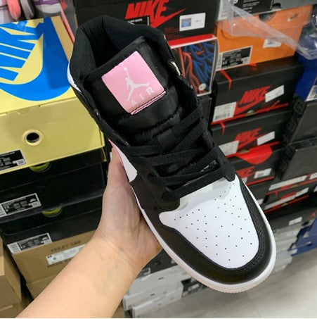 Air Jordan 1 Mid Top Cherry Blossom