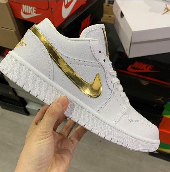 Air Jordan 1 Low Platinum Hook