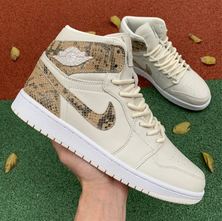 Air Jordan 1 Premium White