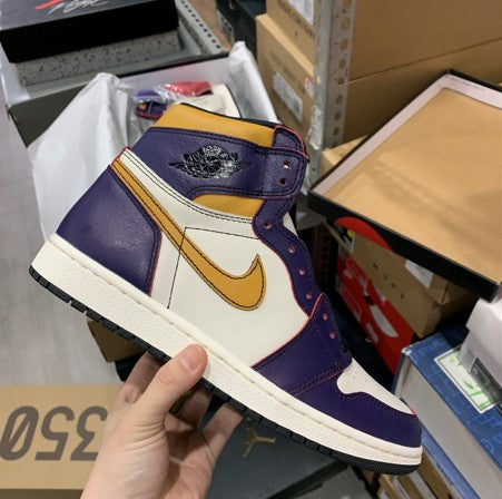 Air Jordan 1 x Dunk SB Court Purple