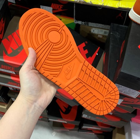 Air Jordan 1 Shattered Backboard