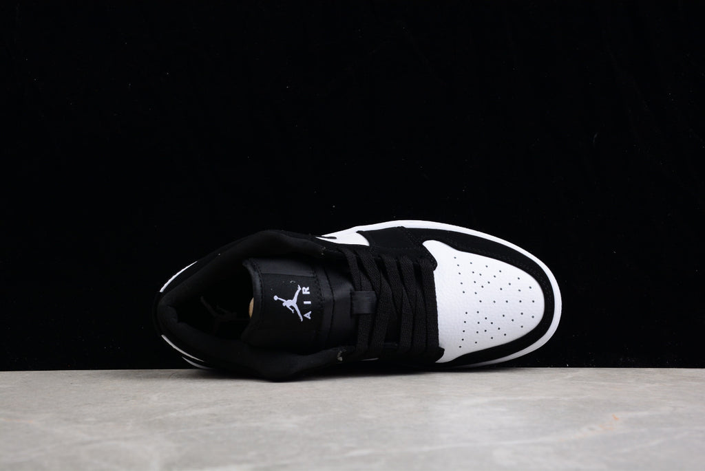 Air Jordan 1 Low SE 'Black and White'