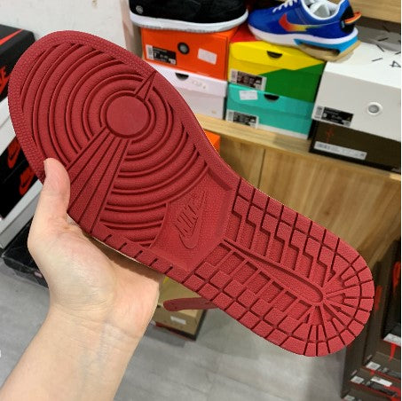 Air Jordan 1 Red White