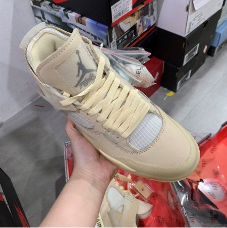 Air Jordan 4 WMNS