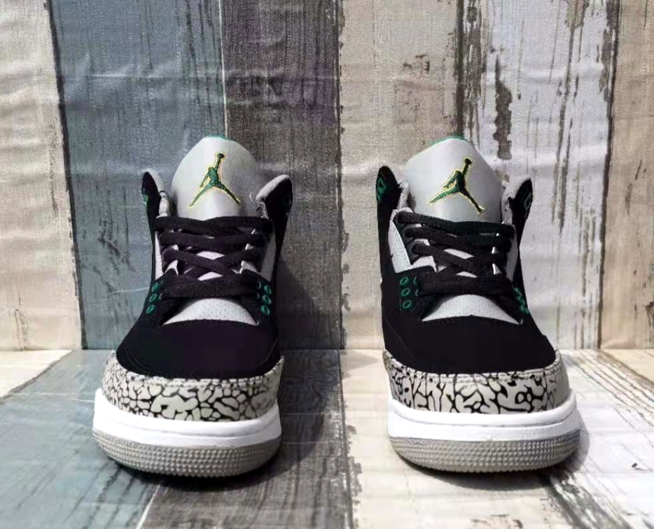 Air Jordan 3 Pine Green