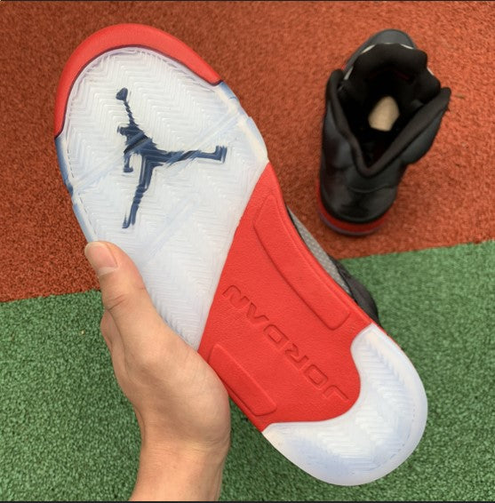 Air Jordan 5 Satin Bred