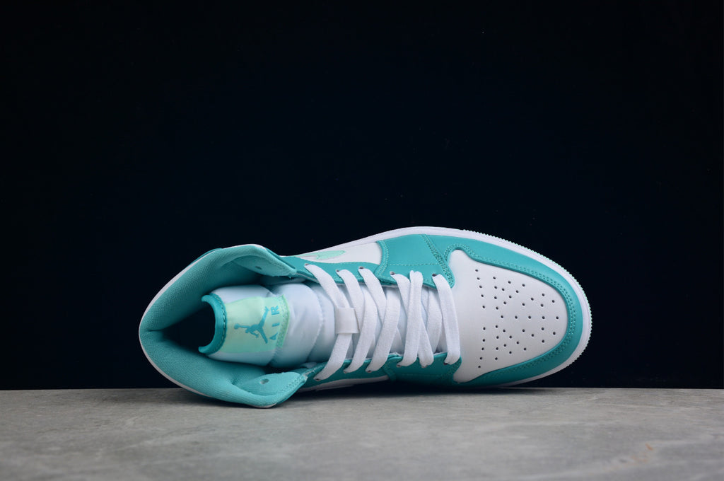 Air Jordan 1 Mid SE Marine Green
