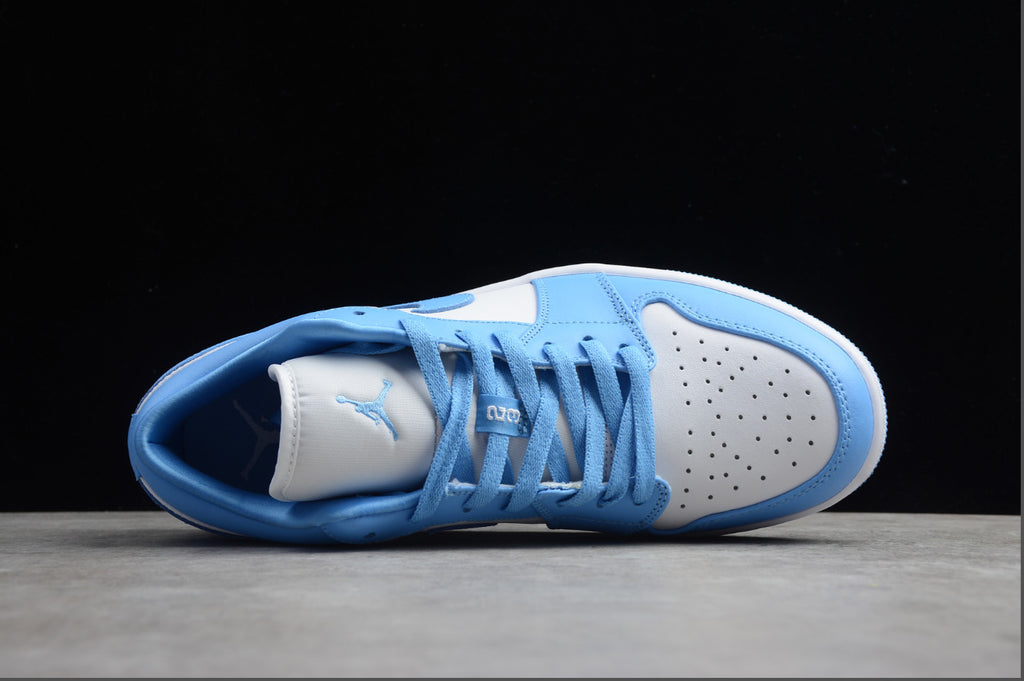 Air Jordan 1 Low North Carolina Blue