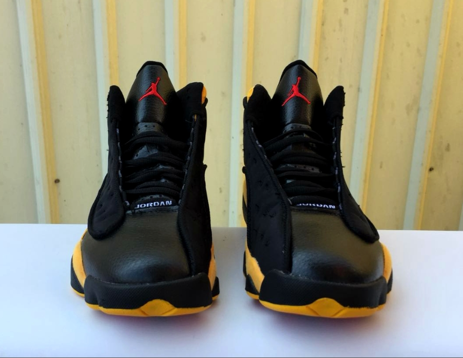 Air Jordan 13 Black Yellow