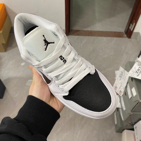 Air Jordan 1 Low “Panda”