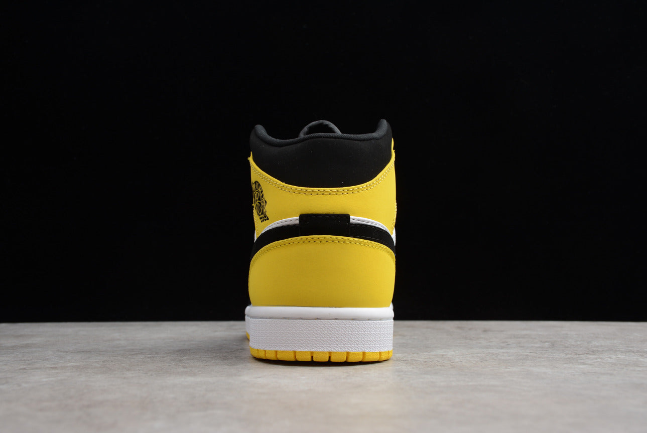 Air Jordan 1 Mid Toe Black And Yellow