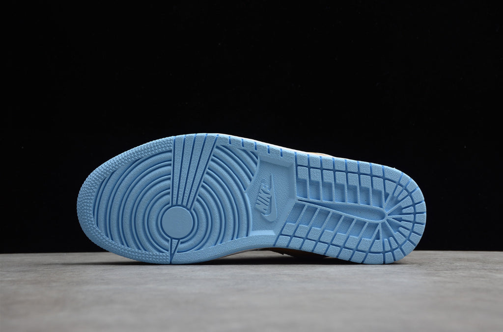 Air Jordan 1 Low SE “White Sesame”