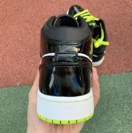 Air Jordan 1 Mid Se Chameleon