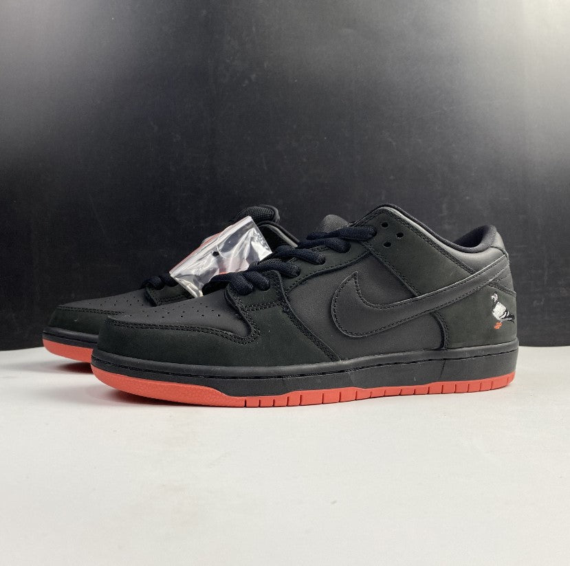 SB Dunk Low Black Pigeon Shoes Sneakers