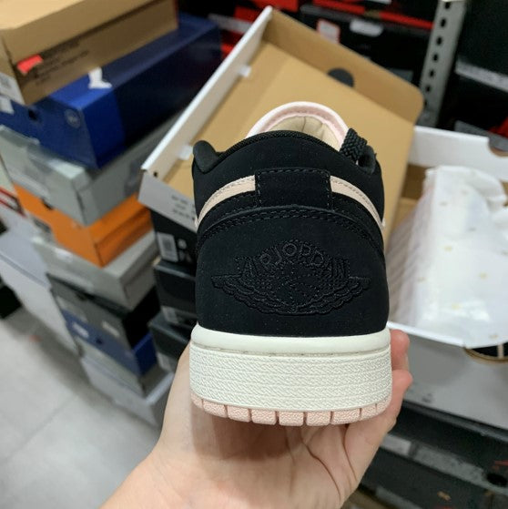 Air Jordan 1 Low WMNS