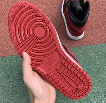 Air Jordan 1 Mid Black And Red