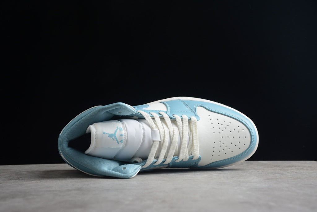 Air Jordan 1 Mid UNC University Blue White