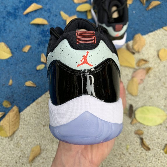 Air Jordan 11 Low Infrared