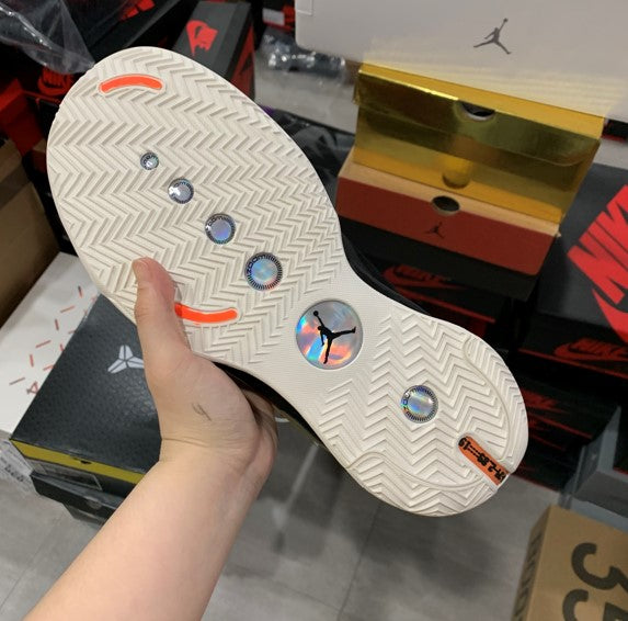 Air Jordan 34 Mars Amber
