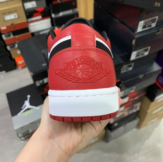 Air Jordan 1 Low “Black Toe”