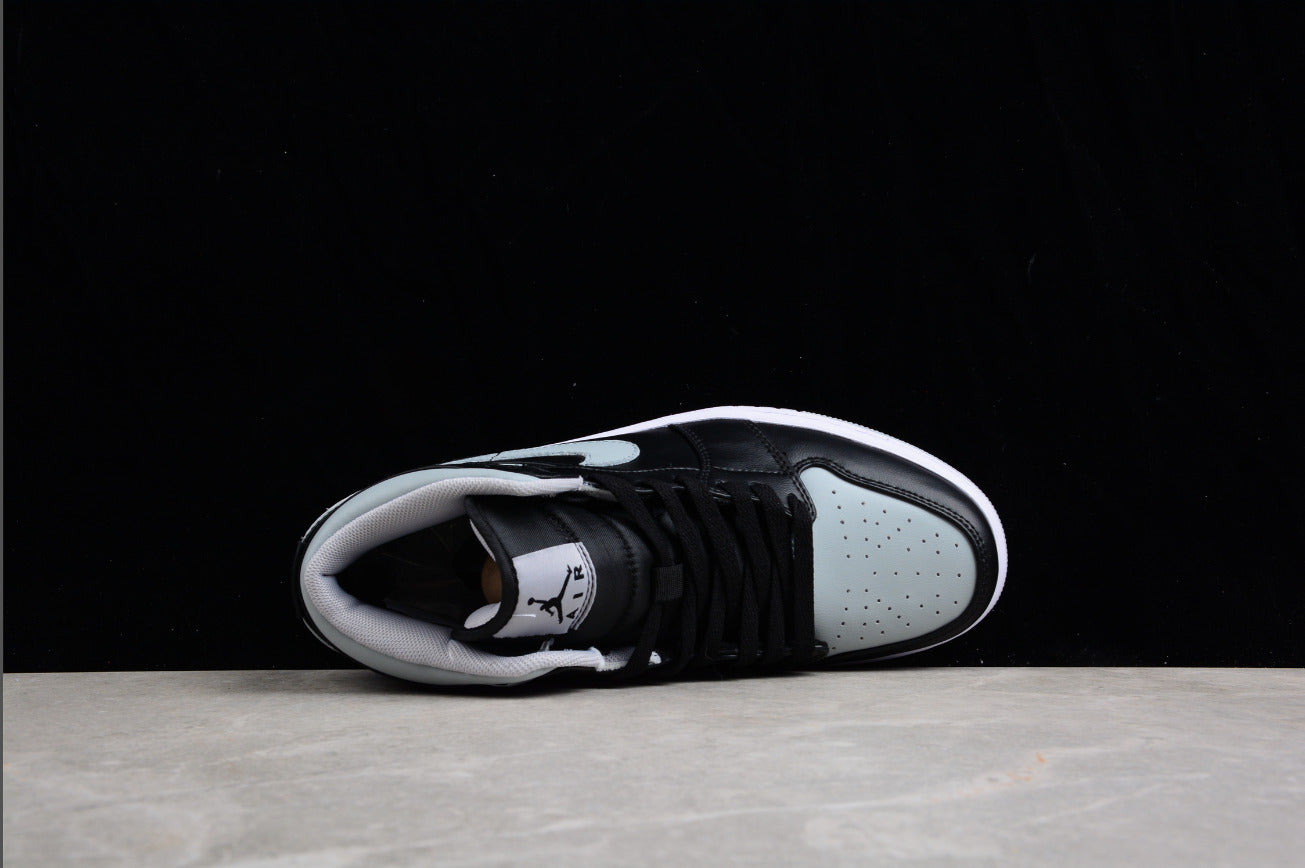 Air Jordan 1 Mid WMNS Black Grey