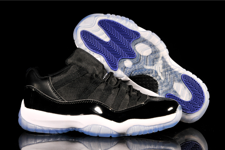 Air Jordan 11 Retro Black Blue