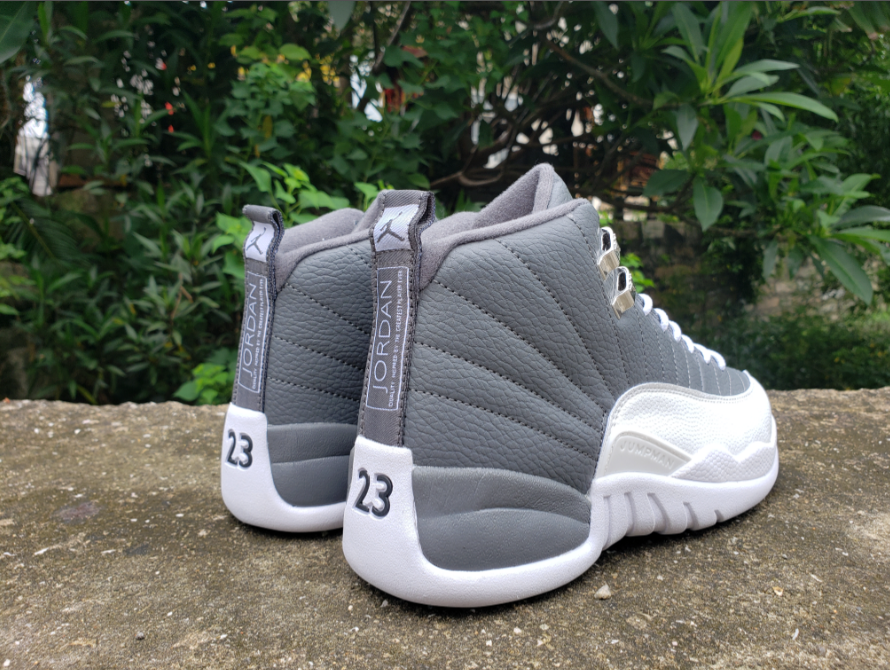 Air Jordan 12 Retro 'Stealth'