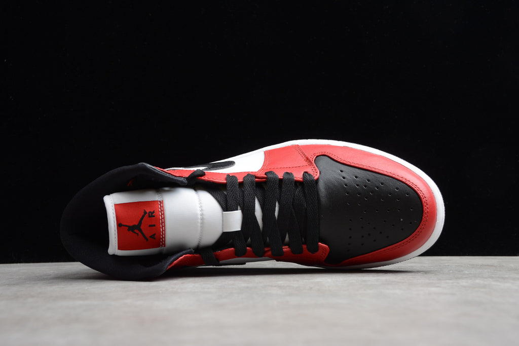 Air Jordan 1 Mid Chicago Black Toe