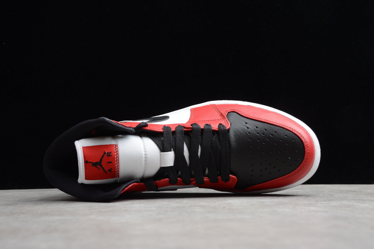Air Jordan 1 Mid Chicago Black Toe