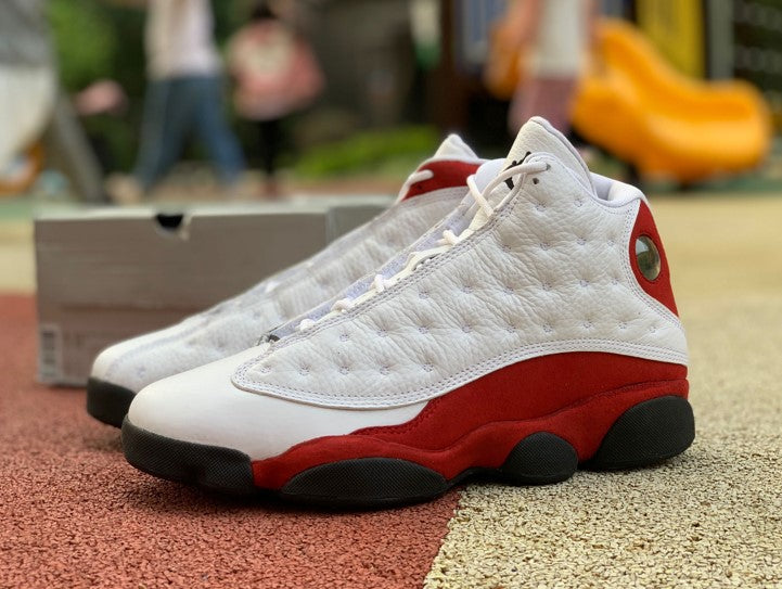 Air Jordan 13 OG Chicago Red White