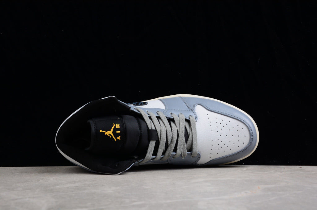 Air Jordan 1 Mid Year of the Tiger Wolf GreyWhite