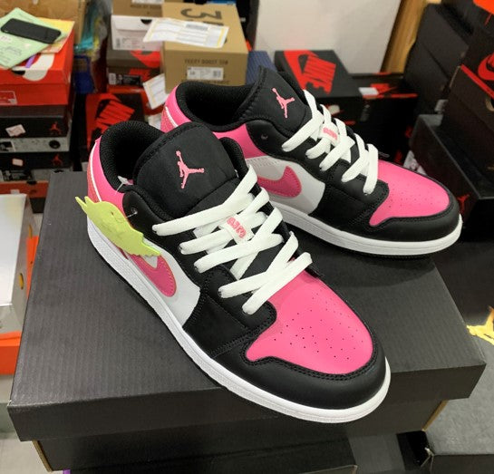 Air Jordan 1 Low Black Pink White