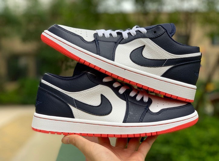 Air Jordan 1 Low Midnight Blue