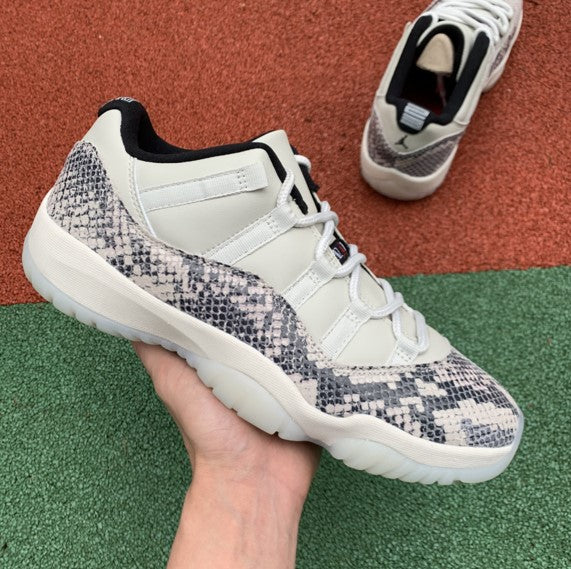 Air Jordan 11 Low SE Bone Snakeskin