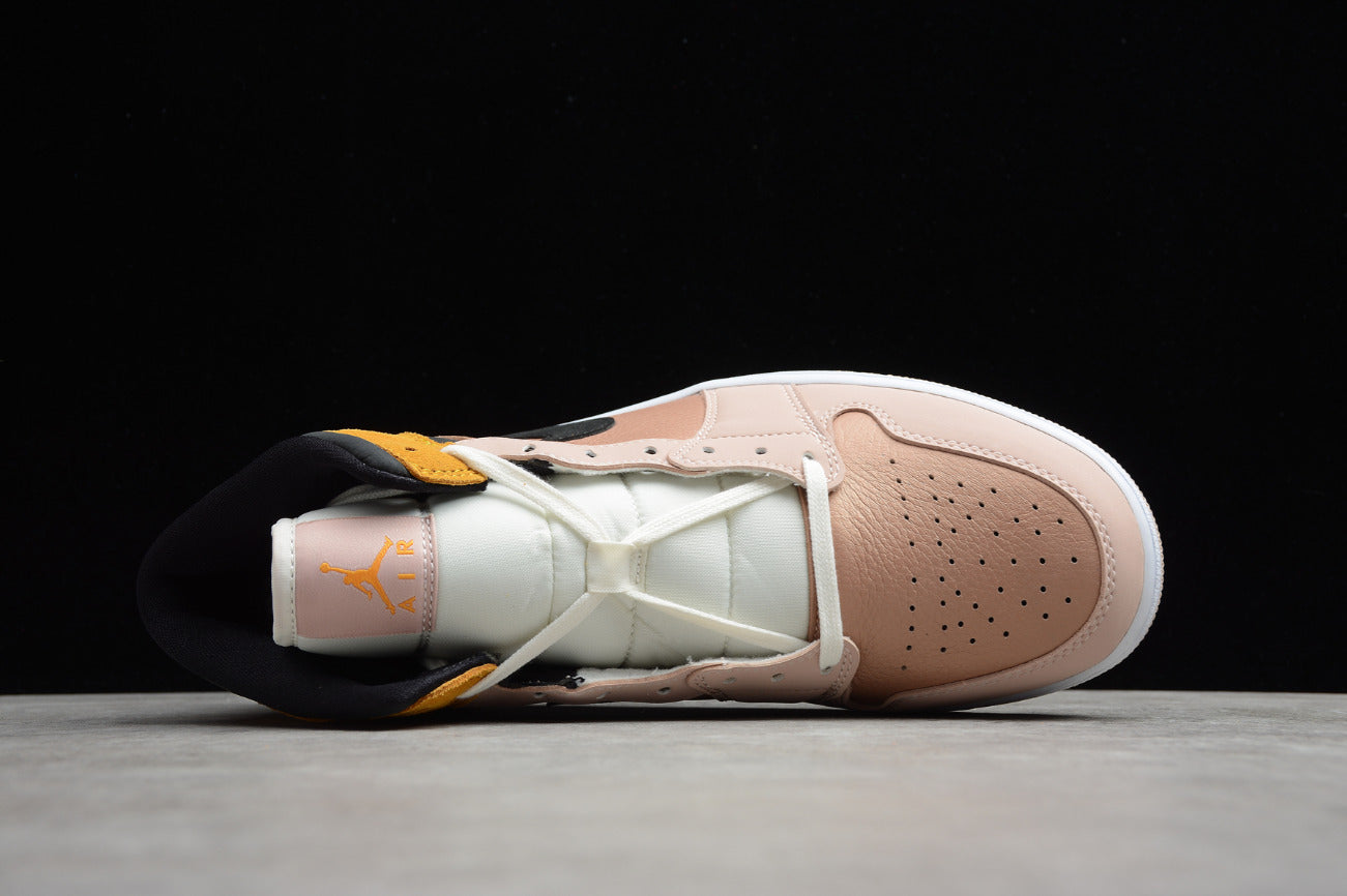 Air Jordan 1 Mid SE “Particle Beige”