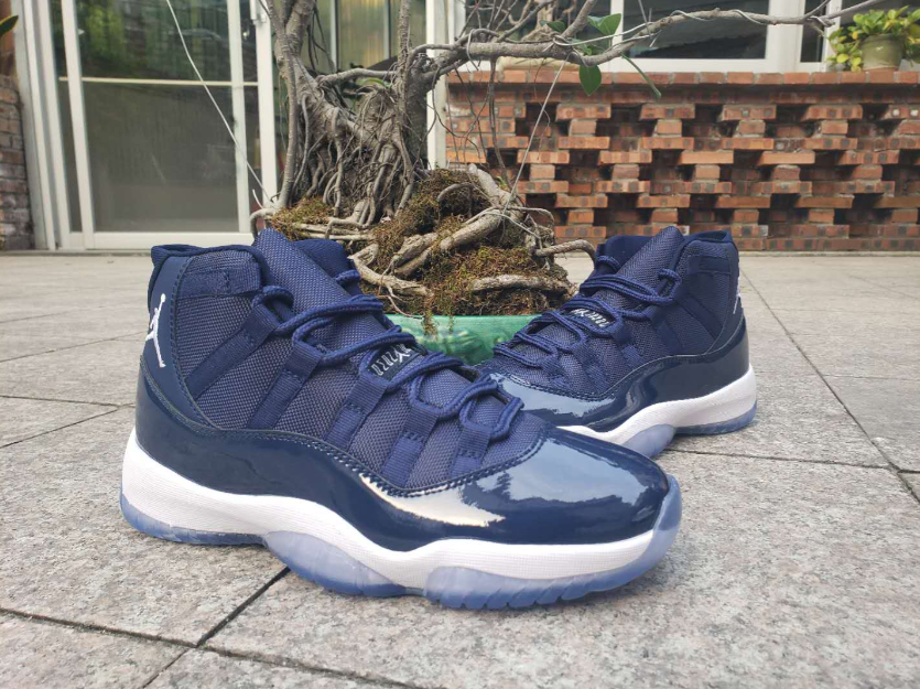 Air Jordan 11 Deep Blue White