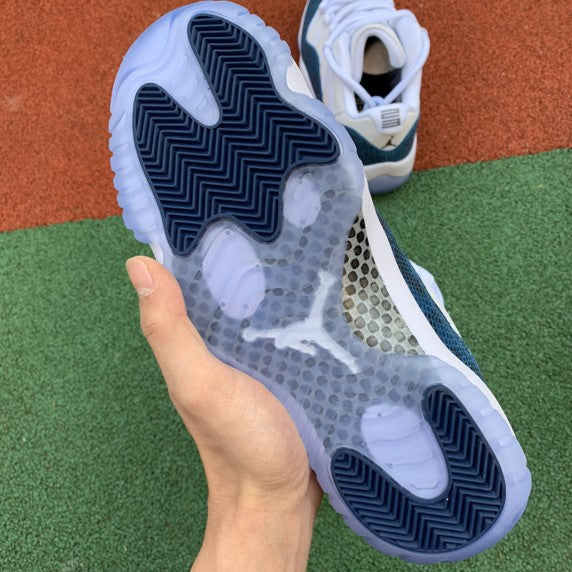Air Jordan 11 Low Snake Skin Navy