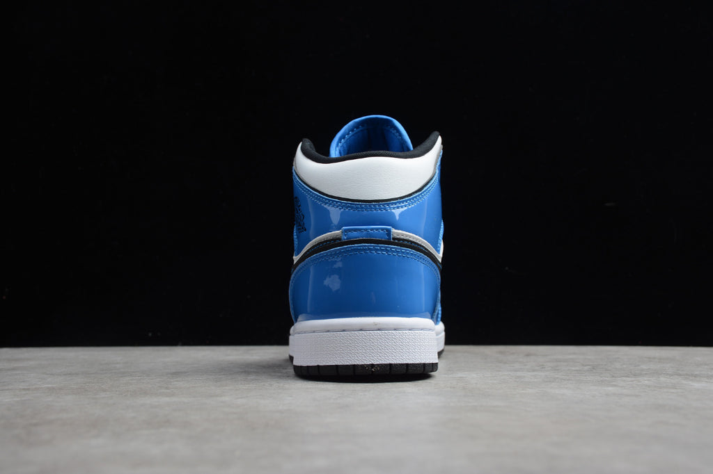 Air Jordan 1 Mid SE 'Signal Blue'