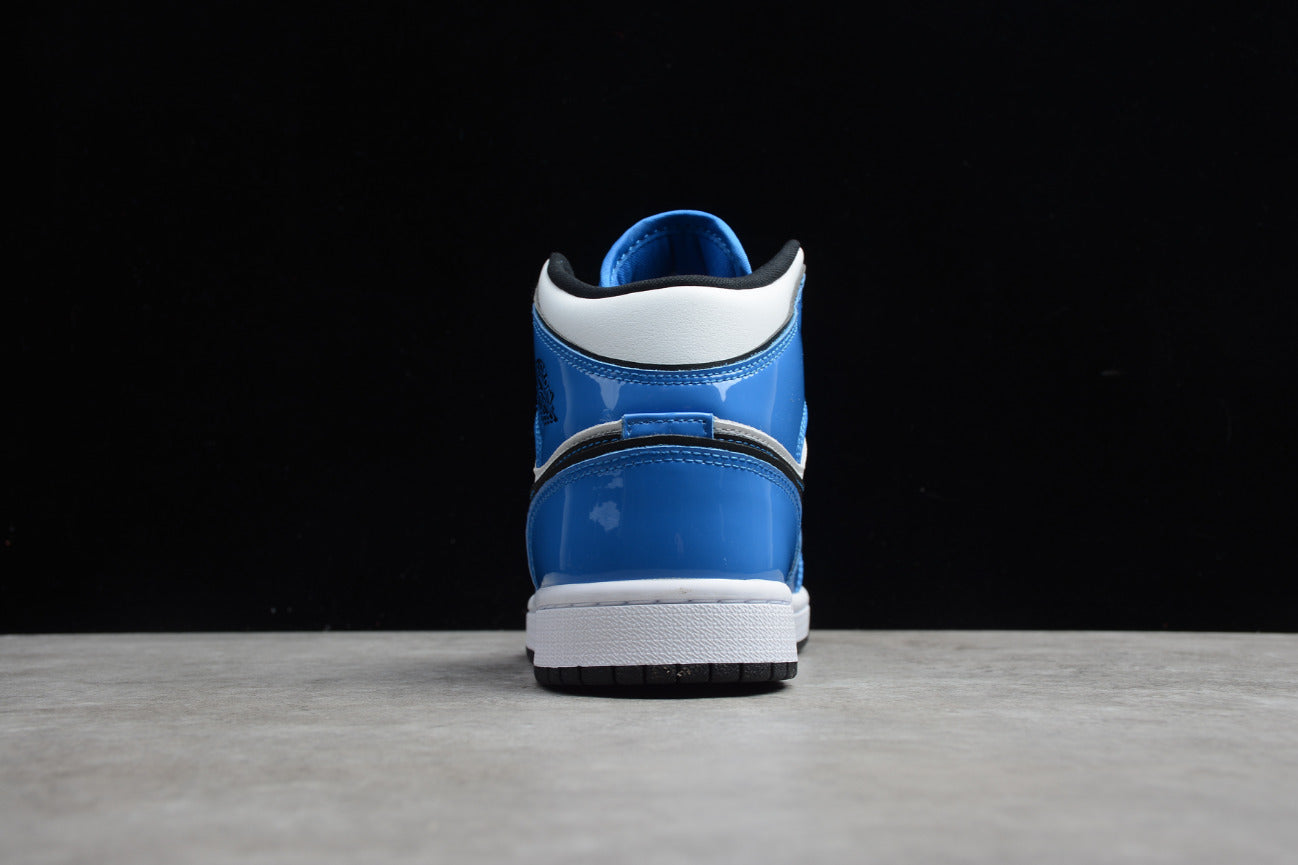 Air Jordan 1 Mid SE 'Signal Blue'