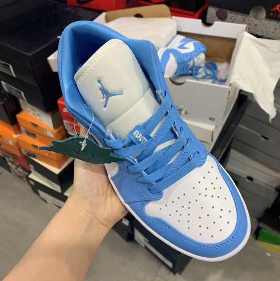 Air Jordan 1 Low UNC Blue