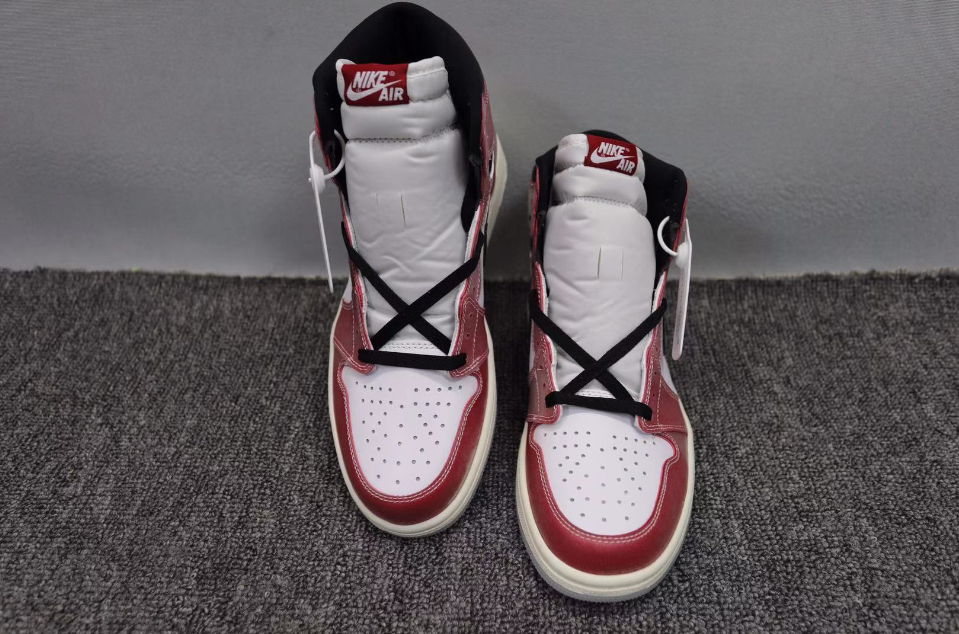 Air Jordan 1 High Trophy Room