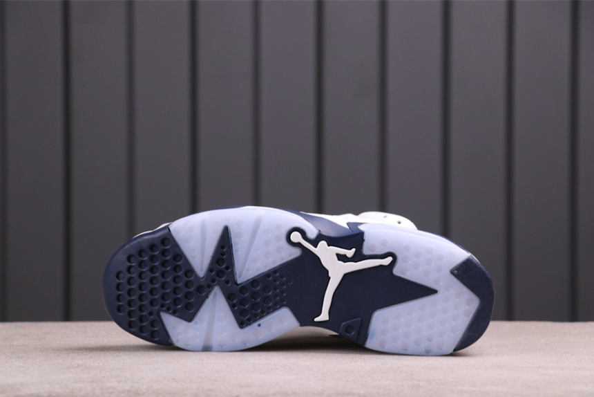 Air Jordan 6 Midnight Navy Return