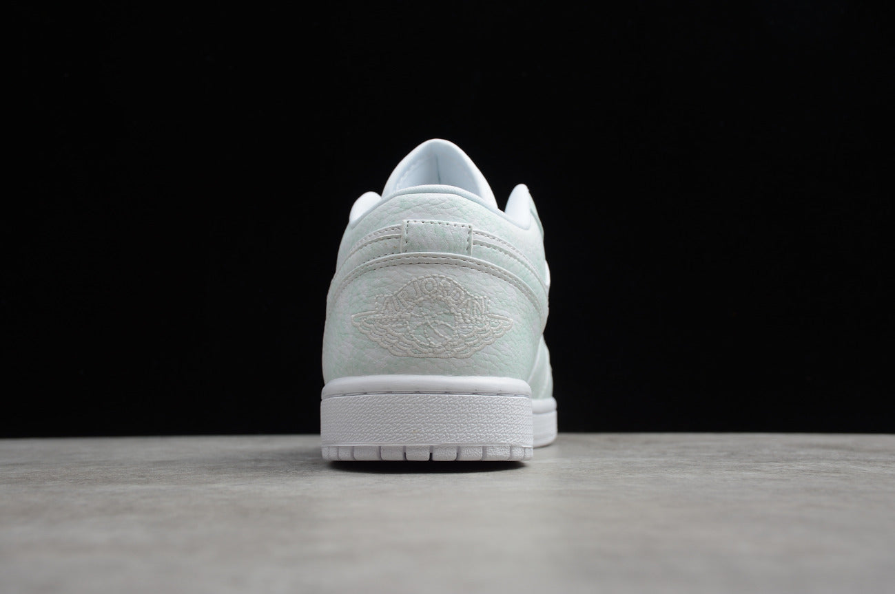 Air Jordan 1 Low Nature White Mint