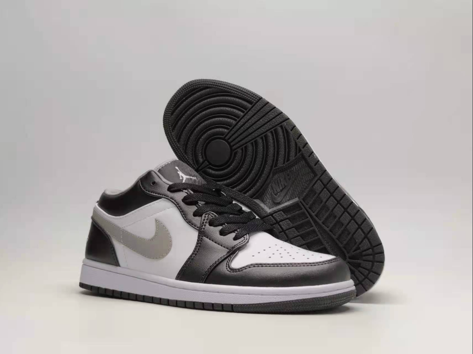 Air Jordan 1 Low Black Medium Grey Shadow