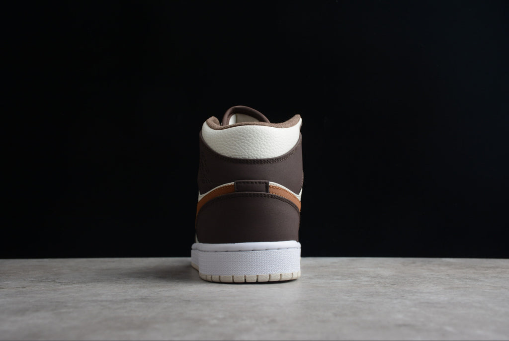 Air Jordan 1 Mid Brown Fleece