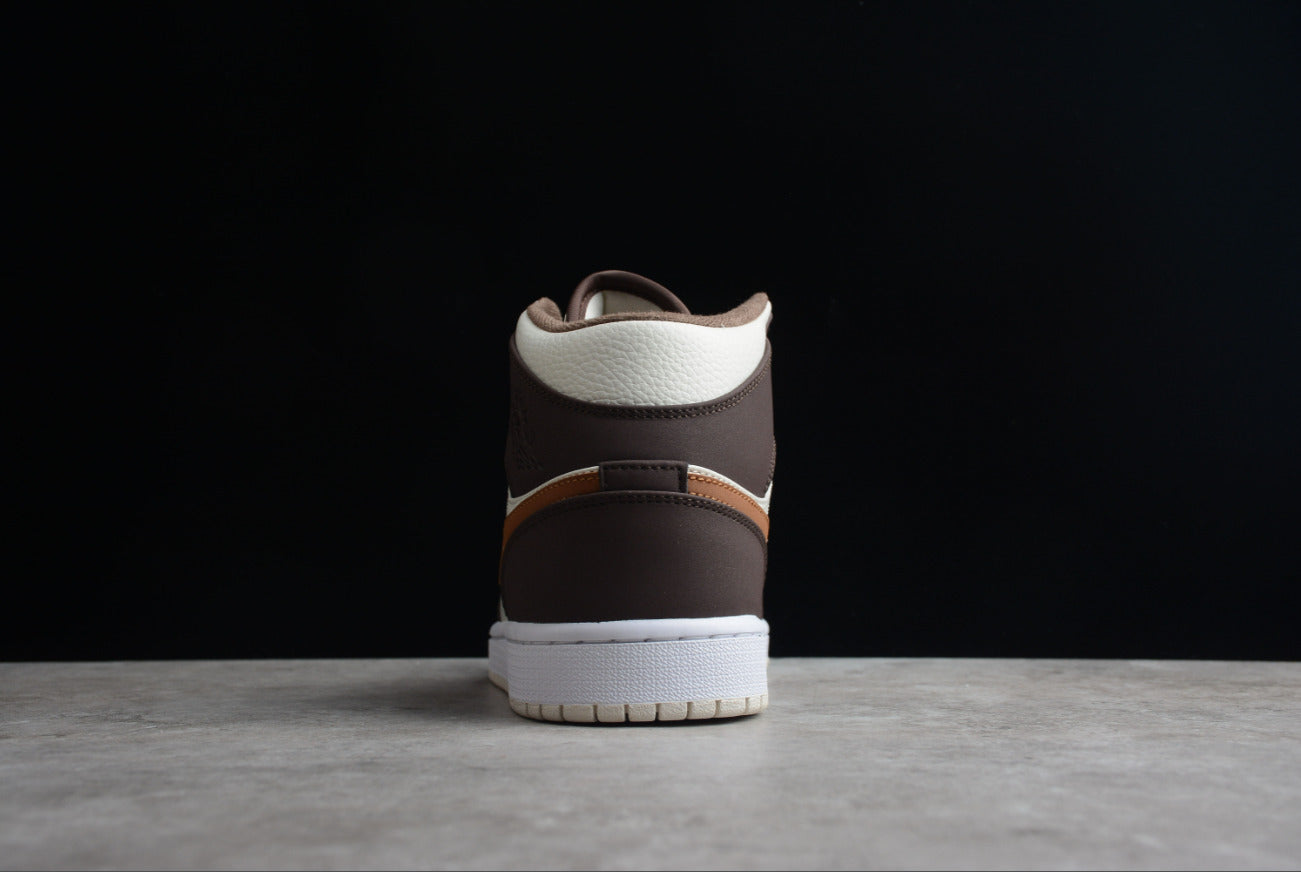 Air Jordan 1 Mid Brown Fleece