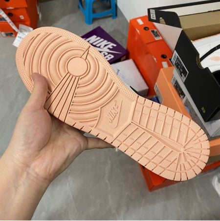 Air Jordan 1 Mid GS White Peach Black Powder