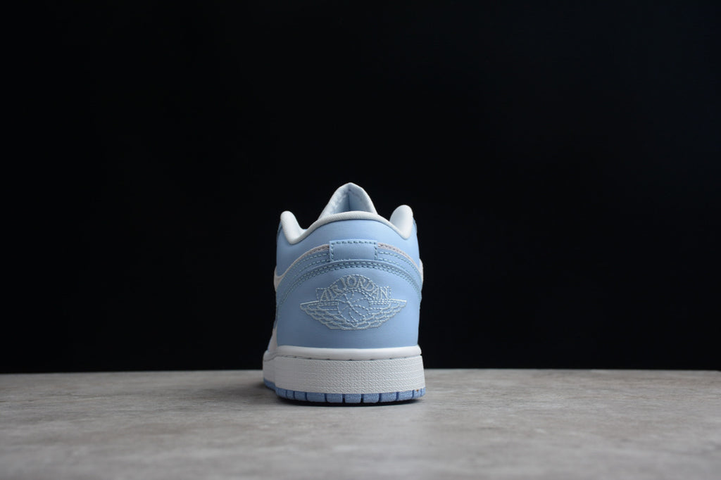 Air Jordan 1 Low University Blue